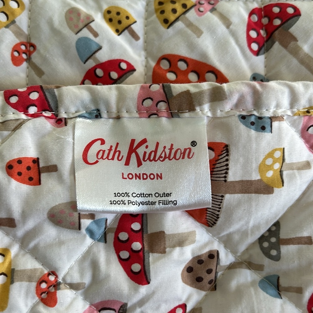 Cath Kidston London Queen Mushroom Print Quilt - Picture 2 of 5